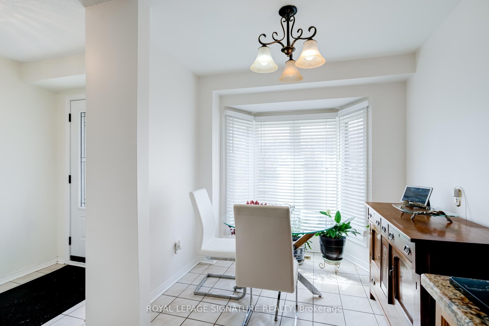 









3420


South Millway

Way, 22,
Mississauga,




ON
L5L 3V4

