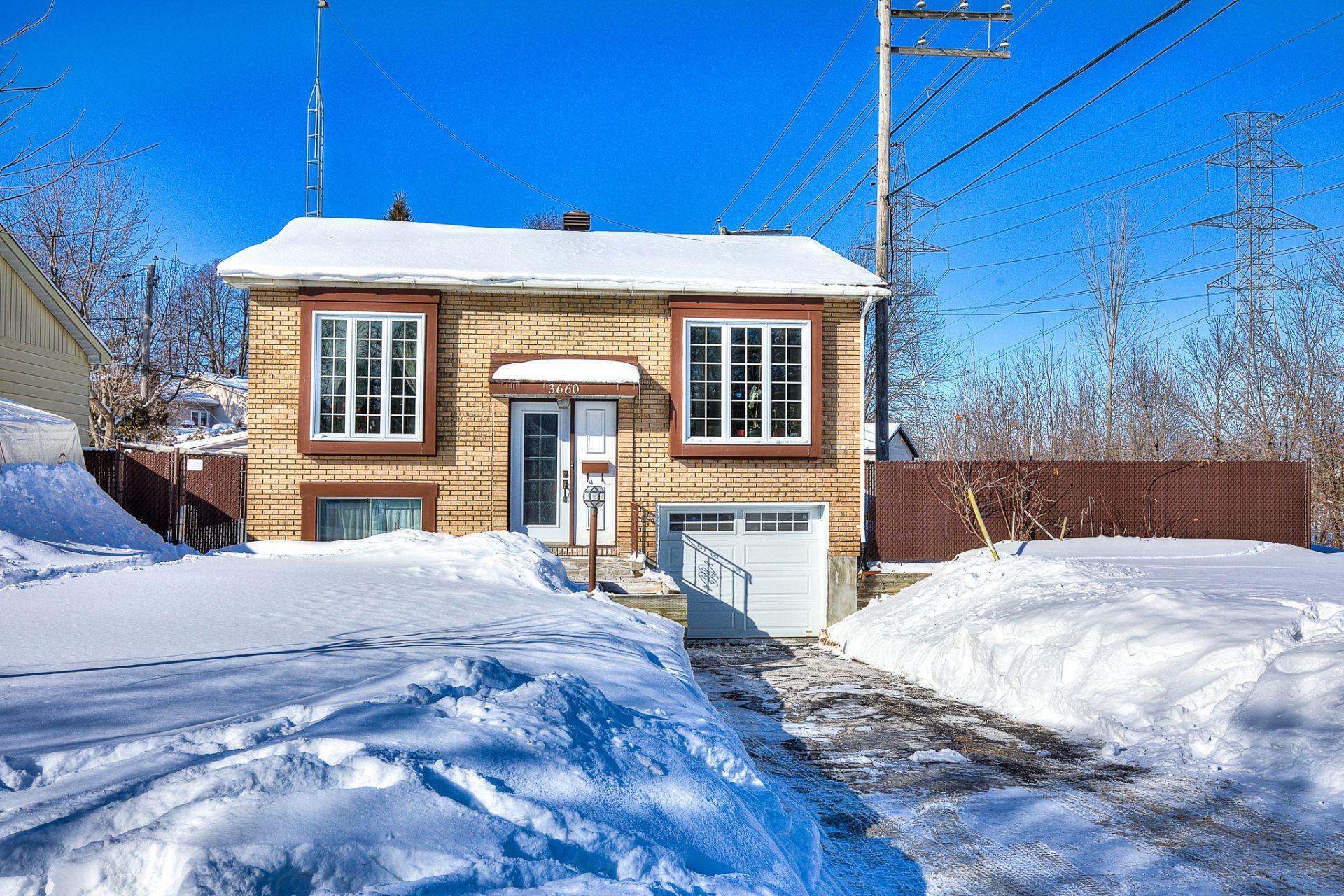 









3660


Rue Isabelle

,
Laval (Fabreville),




QC
H7P4Z6

