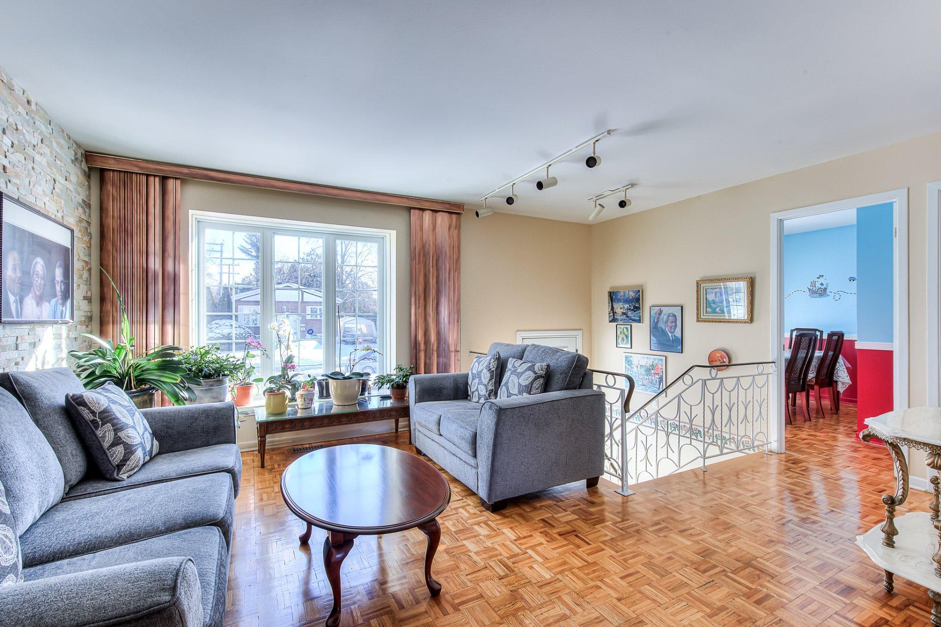 









3660


Rue Isabelle

,
Laval (Fabreville),




QC
H7P4Z6

