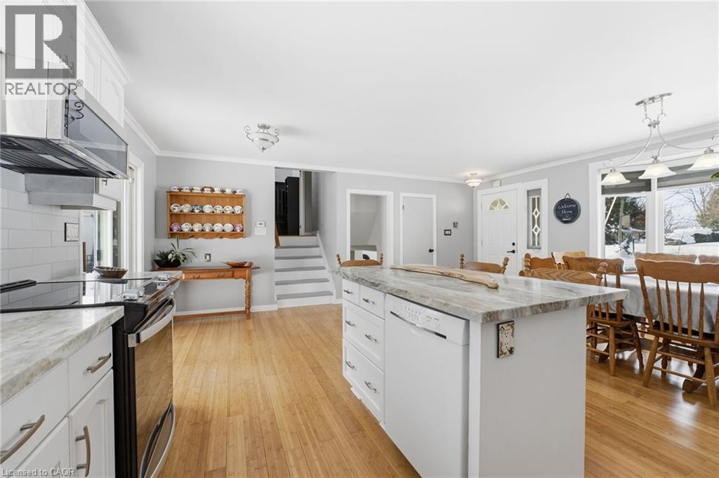 












34 CAREY Street

,
Waterdown,




Ontario
L8B0L5

