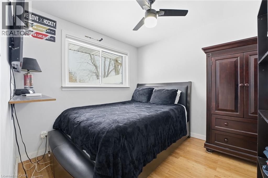 












34 CAREY Street

,
Waterdown,




Ontario
L8B0L5

