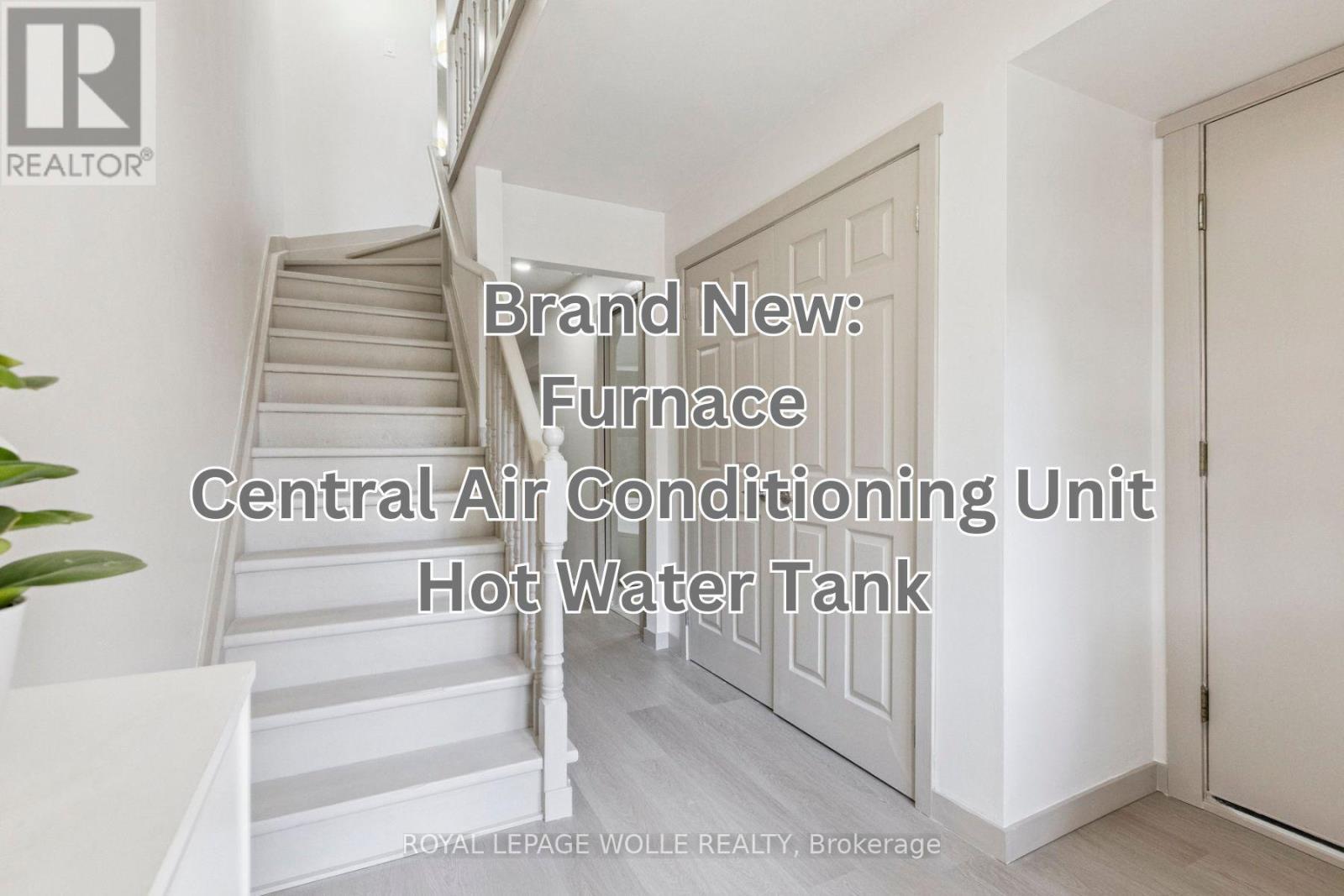 












27 - 89 WOOLWICH STREET

,
Waterloo,




Ontario
N2K1S5

