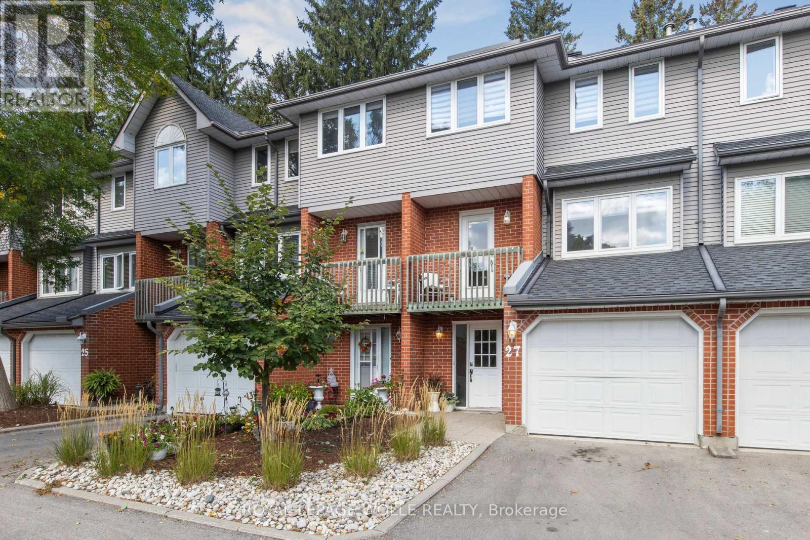 












27 - 89 WOOLWICH STREET

,
Waterloo,




Ontario
N2K1S5

