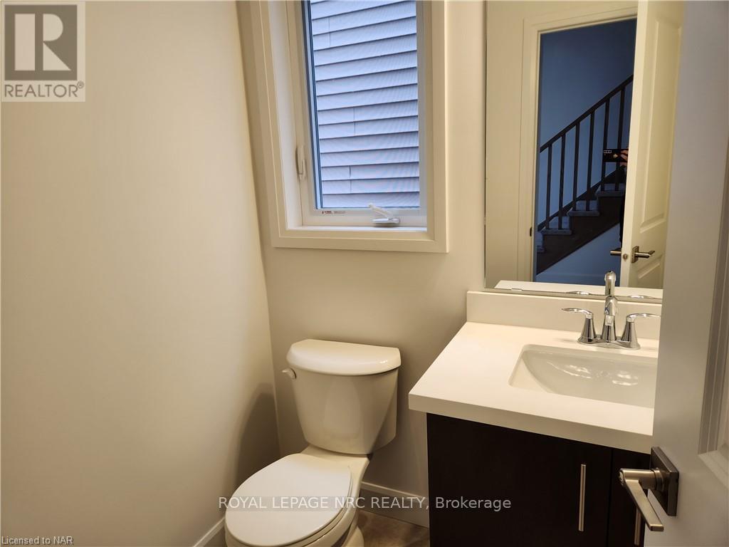 












66 BEACHWALK CRESCENT

,
Fort Erie (Crystal Beach),




Ontario
L0S1N0

