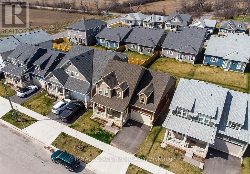 












66 BEACHWALK CRESCENT

,
Fort Erie (Crystal Beach),




Ontario
L0S1N0

