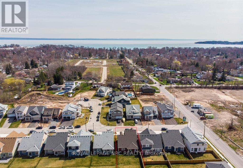 












66 BEACHWALK CRESCENT

,
Fort Erie (Crystal Beach),




Ontario
L0S1N0

