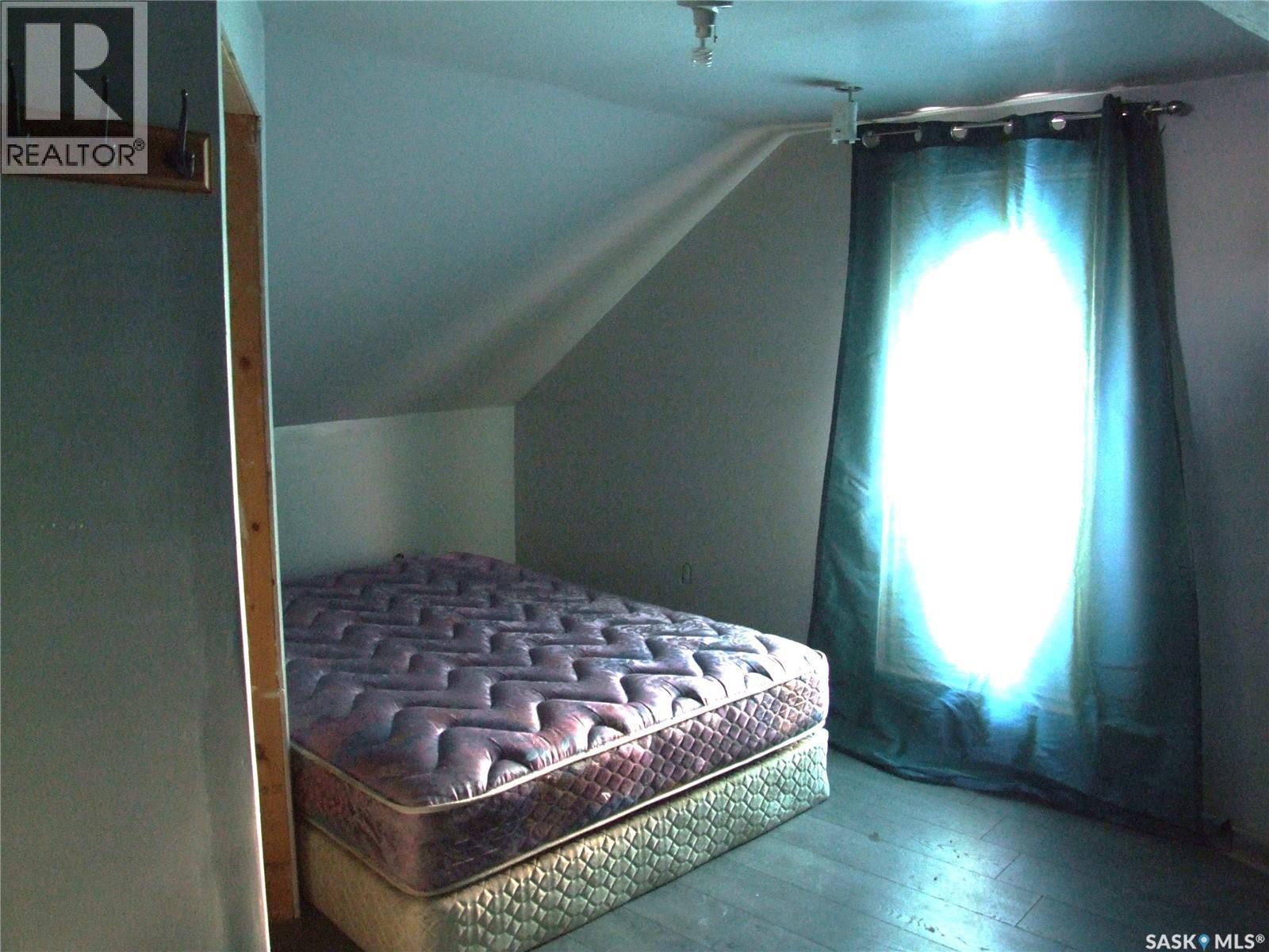 












104 Jubilee STREET

,
Burstall,




Saskatchewan
S0N0H0

