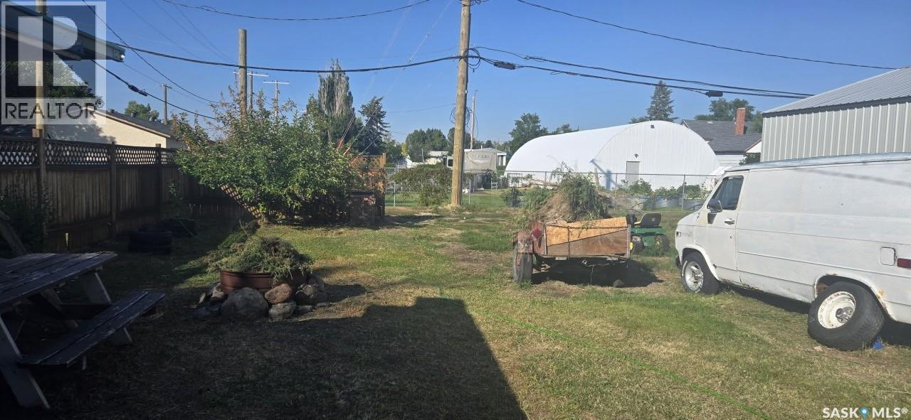 












104 Jubilee STREET

,
Burstall,




Saskatchewan
S0N0H0

