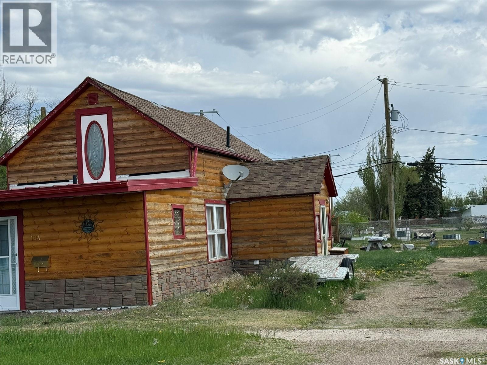 












104 Jubilee STREET

,
Burstall,




Saskatchewan
S0N0H0

