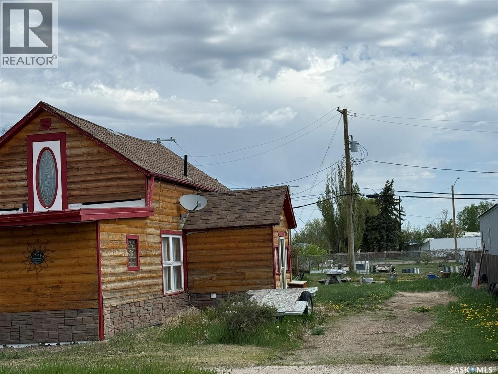 












104 Jubilee STREET

,
Burstall,




Saskatchewan
S0N0H0


