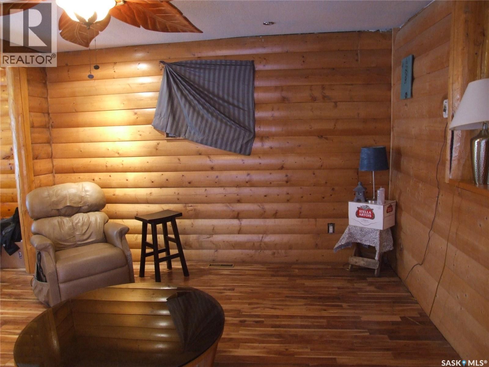 












104 Jubilee STREET

,
Burstall,




Saskatchewan
S0N0H0

