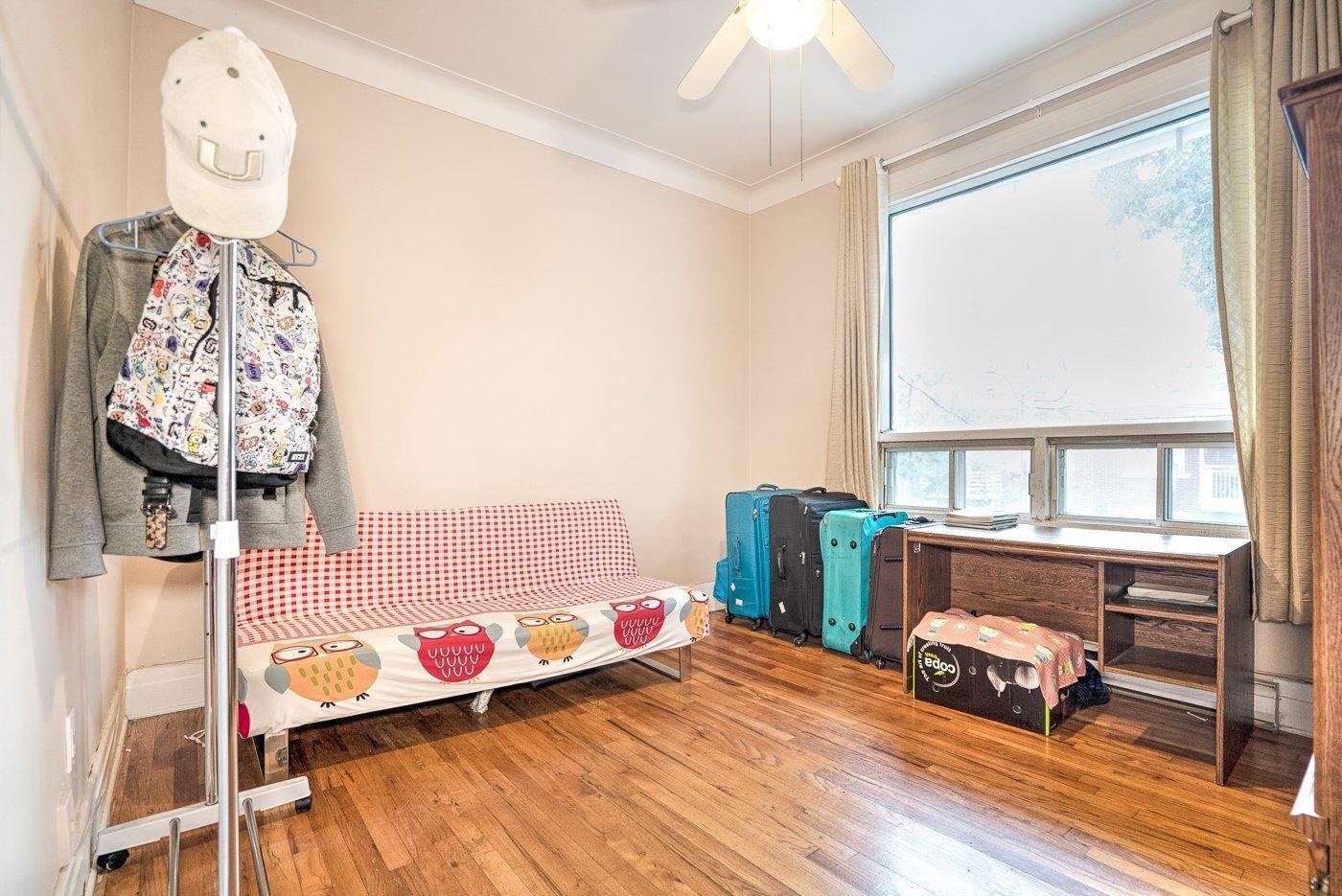 









5436


14e Avenue

,
Montréal (Rosemont/La Petite-Patrie),




QC
H1X2W2

