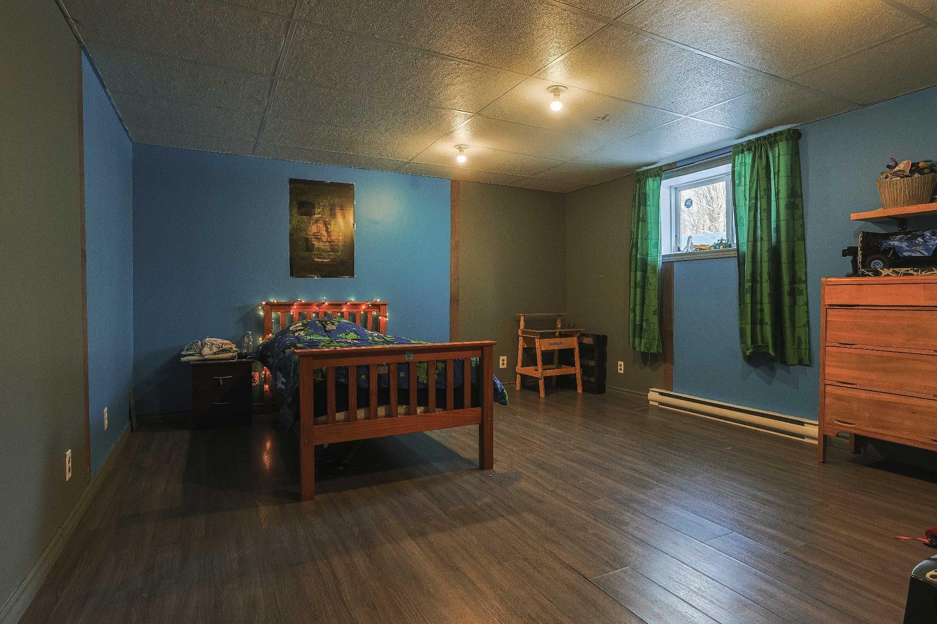 









81


Rue des Hêtres

,
Notre-Dame-du-Mont-Carmel,




QC
G0X3J0

