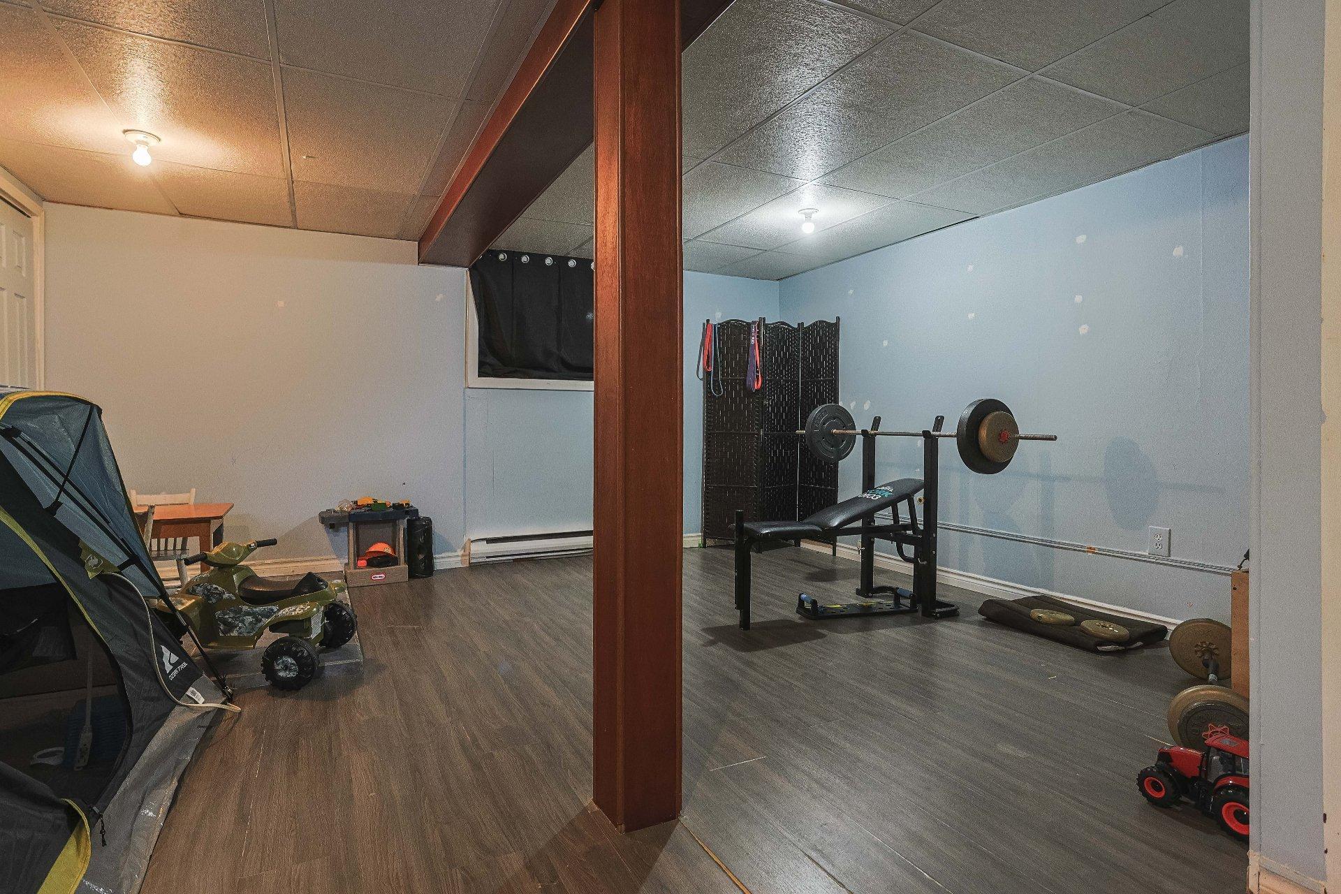 









81


Rue des Hêtres

,
Notre-Dame-du-Mont-Carmel,




QC
G0X3J0

