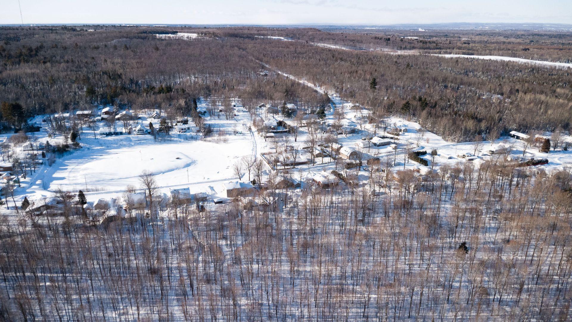 









81


Rue des Hêtres

,
Notre-Dame-du-Mont-Carmel,




QC
G0X3J0

