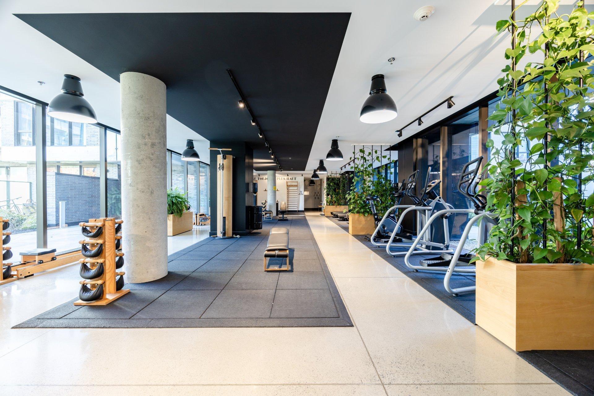 









75


Rue De Castelnau O.

, 106,
Montréal (Villeray/Saint-Michel/Parc-Extension),




QC
H2R0B9

