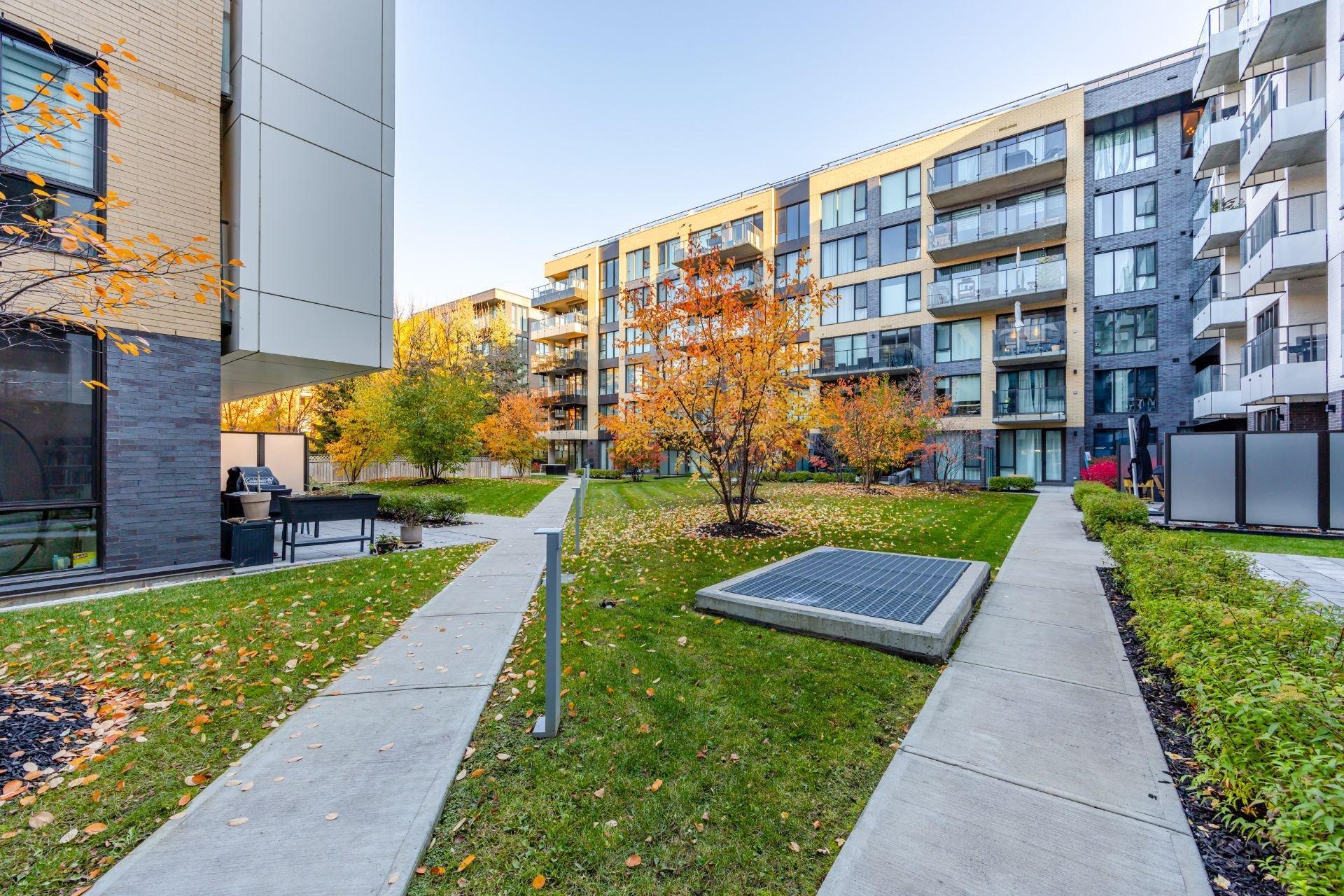 









75


Rue De Castelnau O.

, 106,
Montréal (Villeray/Saint-Michel/Parc-Extension),




QC
H2R0B9

