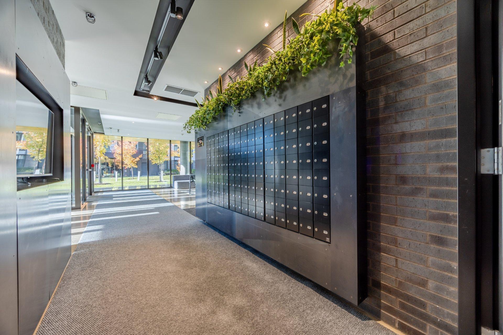 









75


Rue De Castelnau O.

, 106,
Montréal (Villeray/Saint-Michel/Parc-Extension),




QC
H2R0B9

