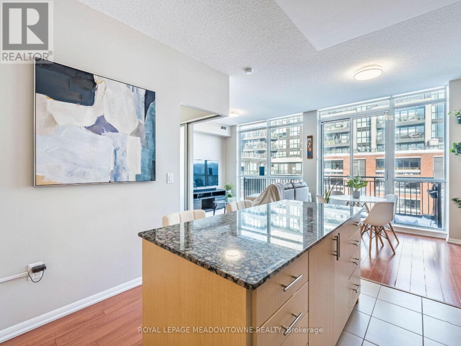 












832 - 830 LAWRENCE AVENUE W

,
Toronto,




Ontario
M6A0A2

