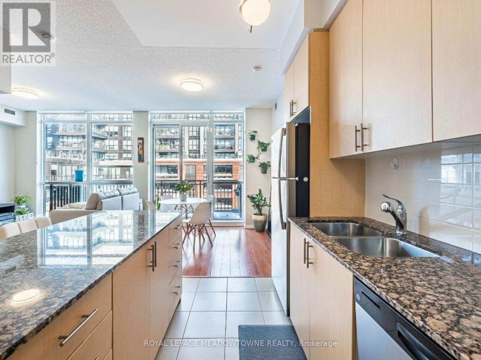 












832 - 830 LAWRENCE AVENUE W

,
Toronto,




Ontario
M6A0A2

