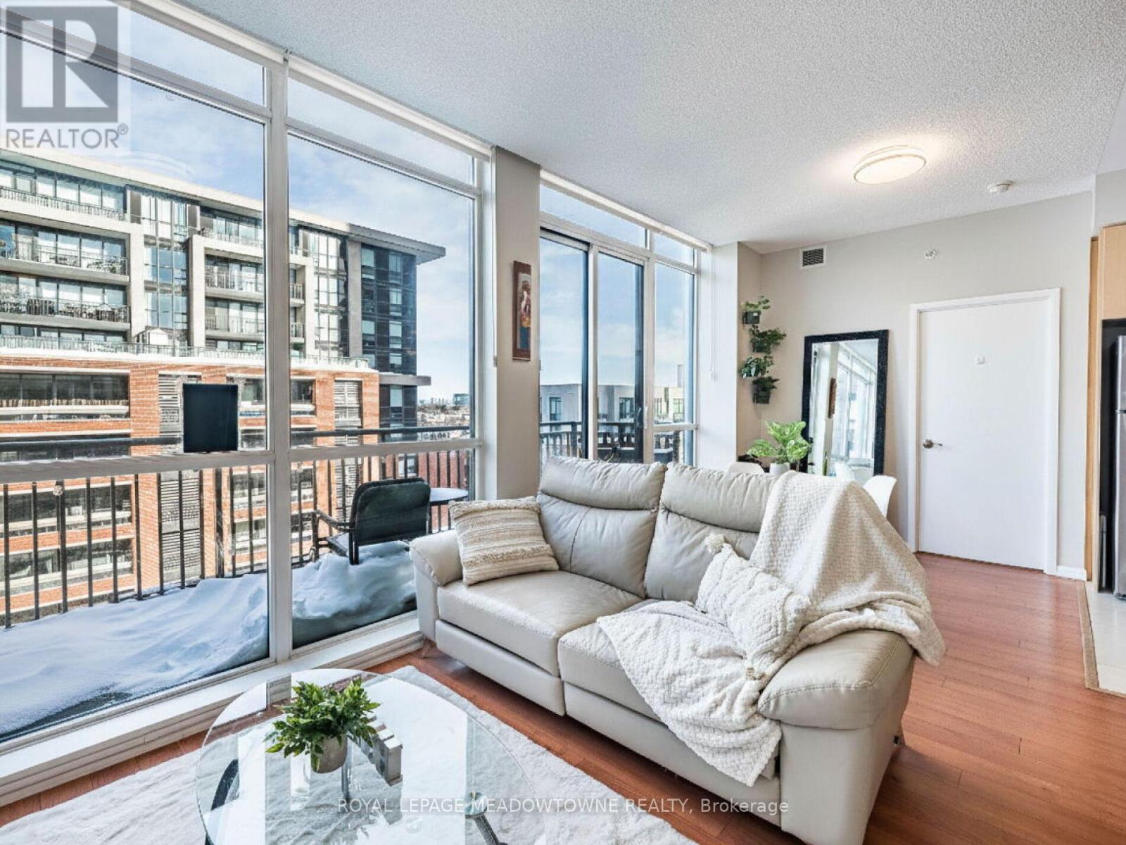 












832 - 830 LAWRENCE AVENUE W

,
Toronto,




Ontario
M6A0A2

