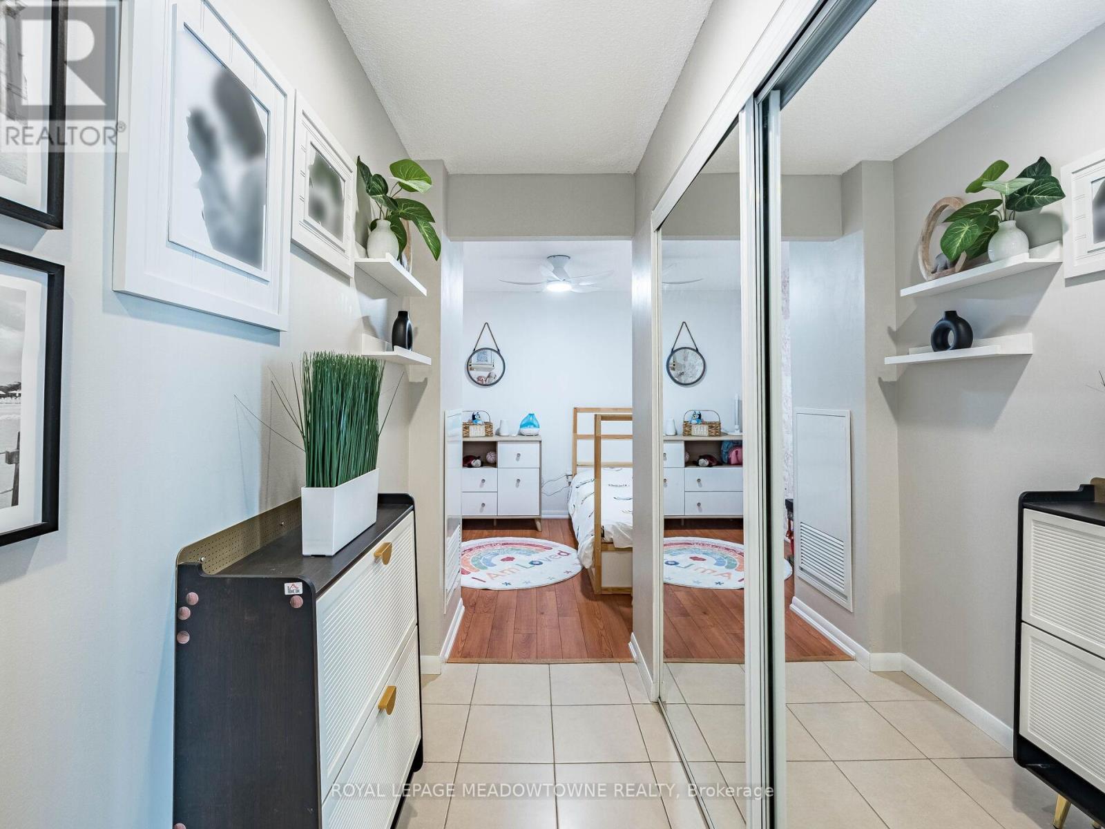 












832 - 830 LAWRENCE AVENUE W

,
Toronto,




Ontario
M6A0A2

