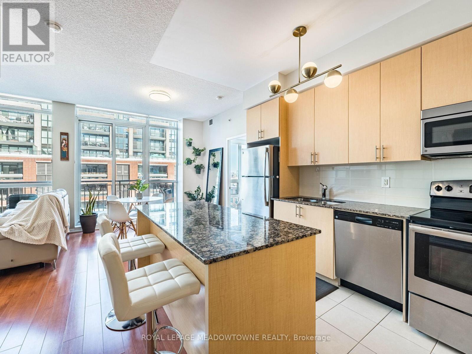 












832 - 830 LAWRENCE AVENUE W

,
Toronto,




Ontario
M6A0A2

