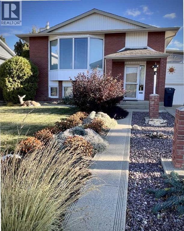 












164 Mt Crandell Crescent W

,
Lethbridge,




Alberta
T1K6L8

