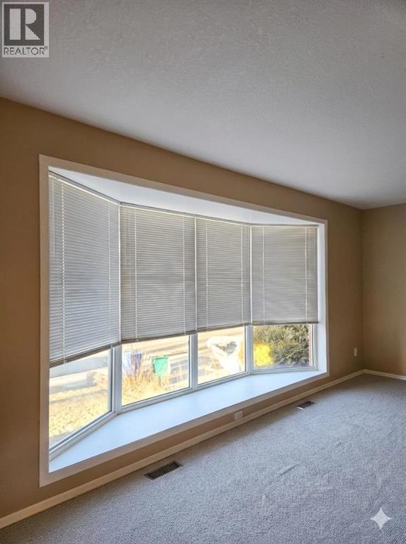 












164 Mt Crandell Crescent W

,
Lethbridge,




Alberta
T1K6L8

