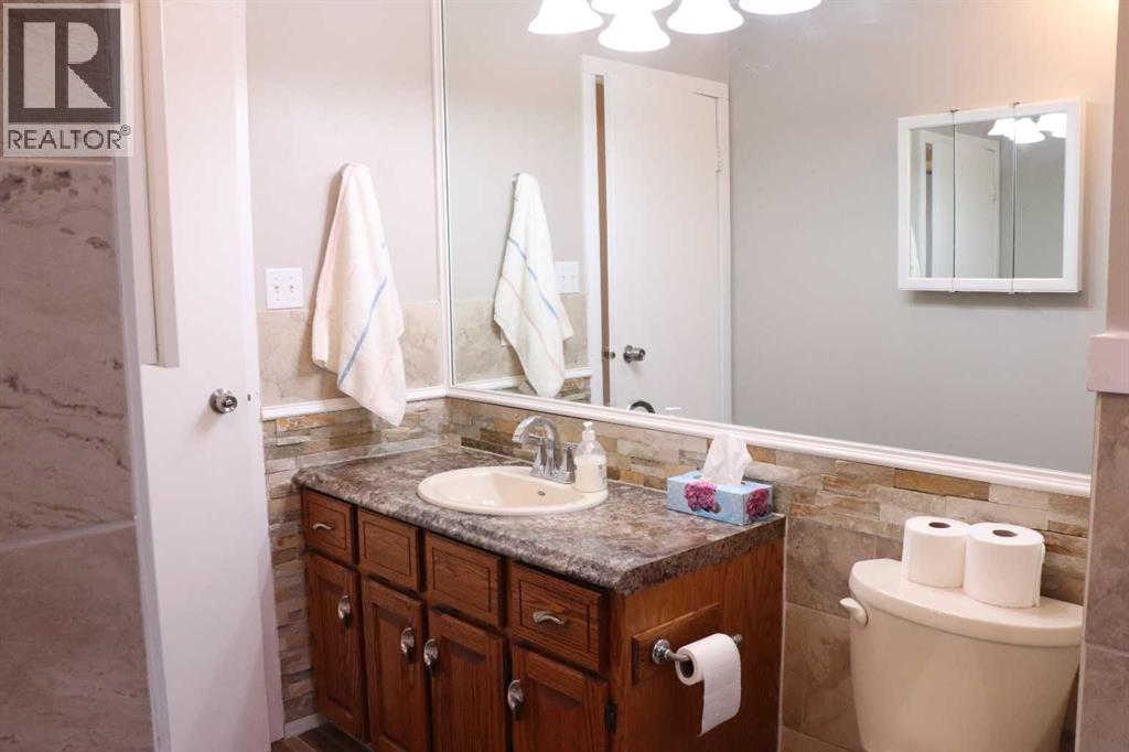 












164 Mt Crandell Crescent W

,
Lethbridge,




Alberta
T1K6L8

