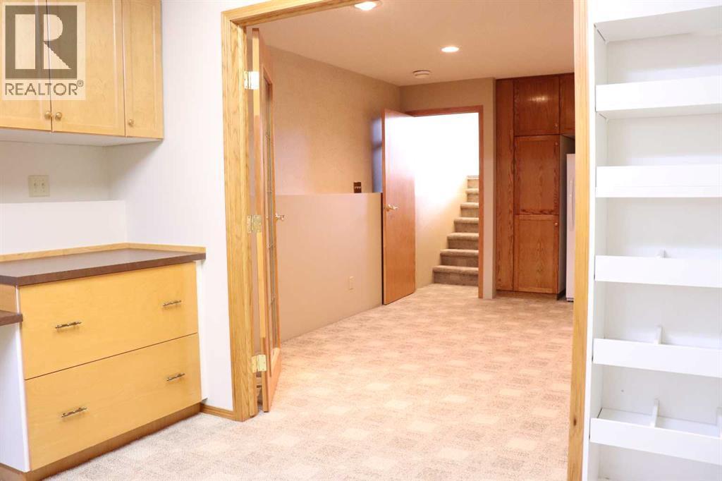 












164 Mt Crandell Crescent W

,
Lethbridge,




Alberta
T1K6L8

