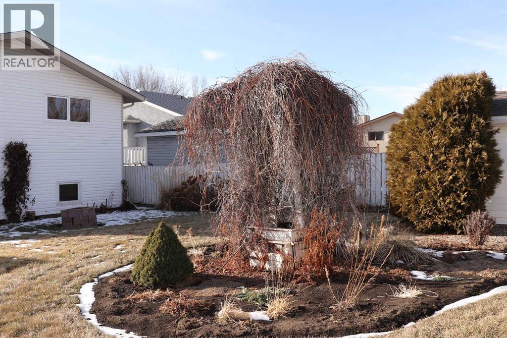 












164 Mt Crandell Crescent W

,
Lethbridge,




Alberta
T1K6L8

