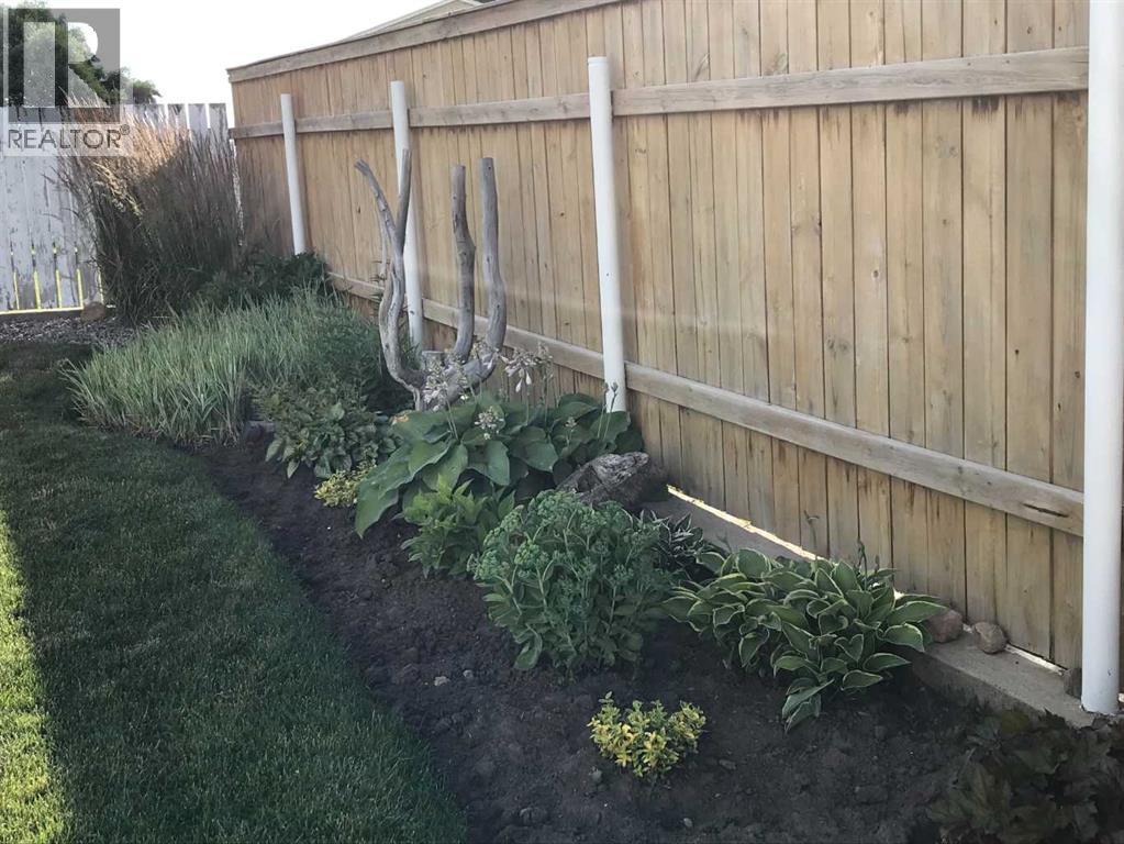 












164 Mt Crandell Crescent W

,
Lethbridge,




Alberta
T1K6L8

