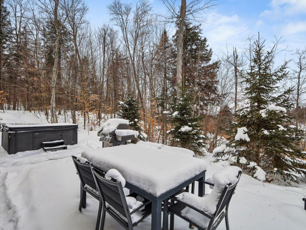 









220


Rue de l'Everest

,
La Conception,




QC
J0T1M0

