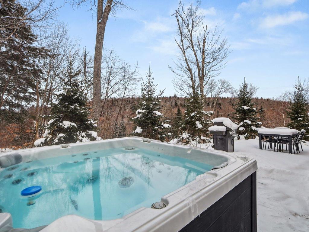 









220


Rue de l'Everest

,
La Conception,




QC
J0T1M0

