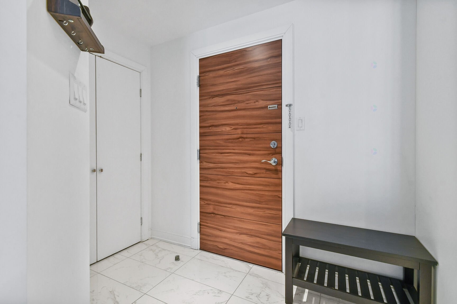 









3635


Av. Jean-Béraud

, 305,
Laval (Chomedey),




QC
H7T0G9

