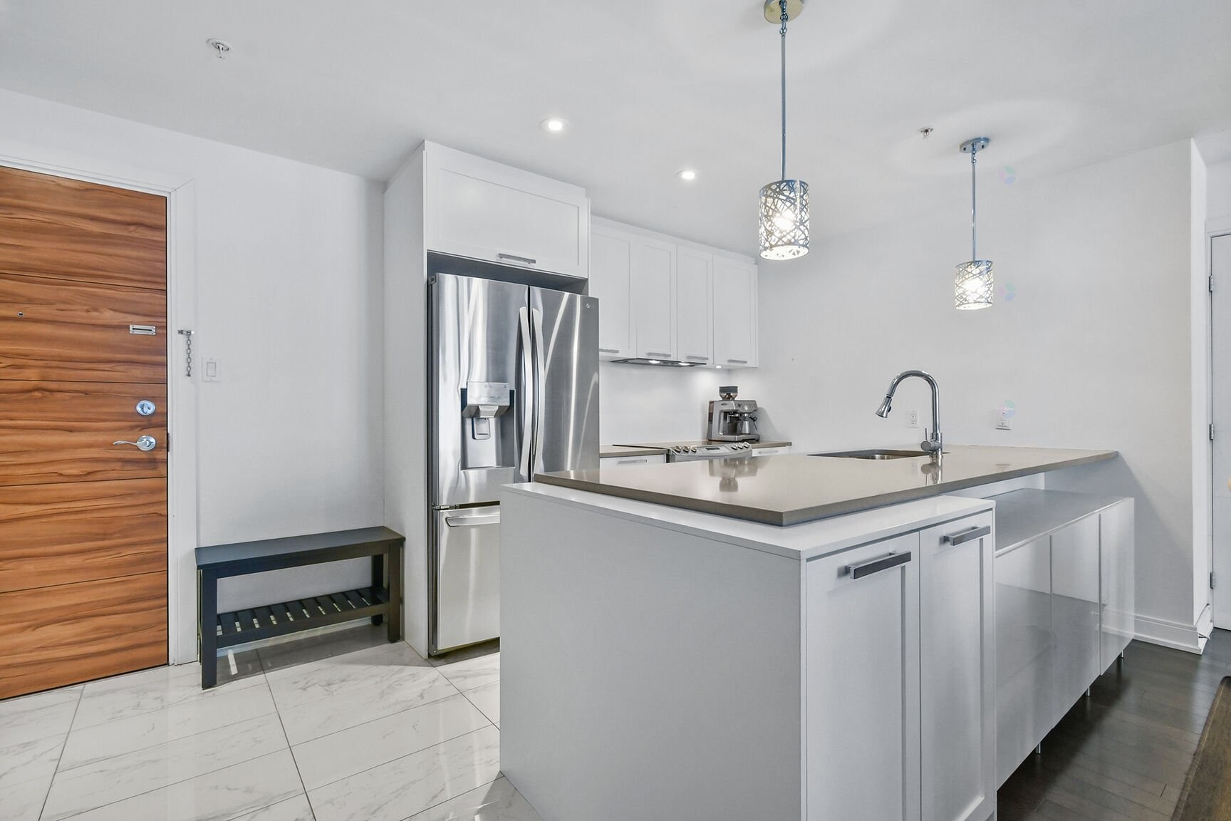 









3635


Av. Jean-Béraud

, 305,
Laval (Chomedey),




QC
H7T0G9

