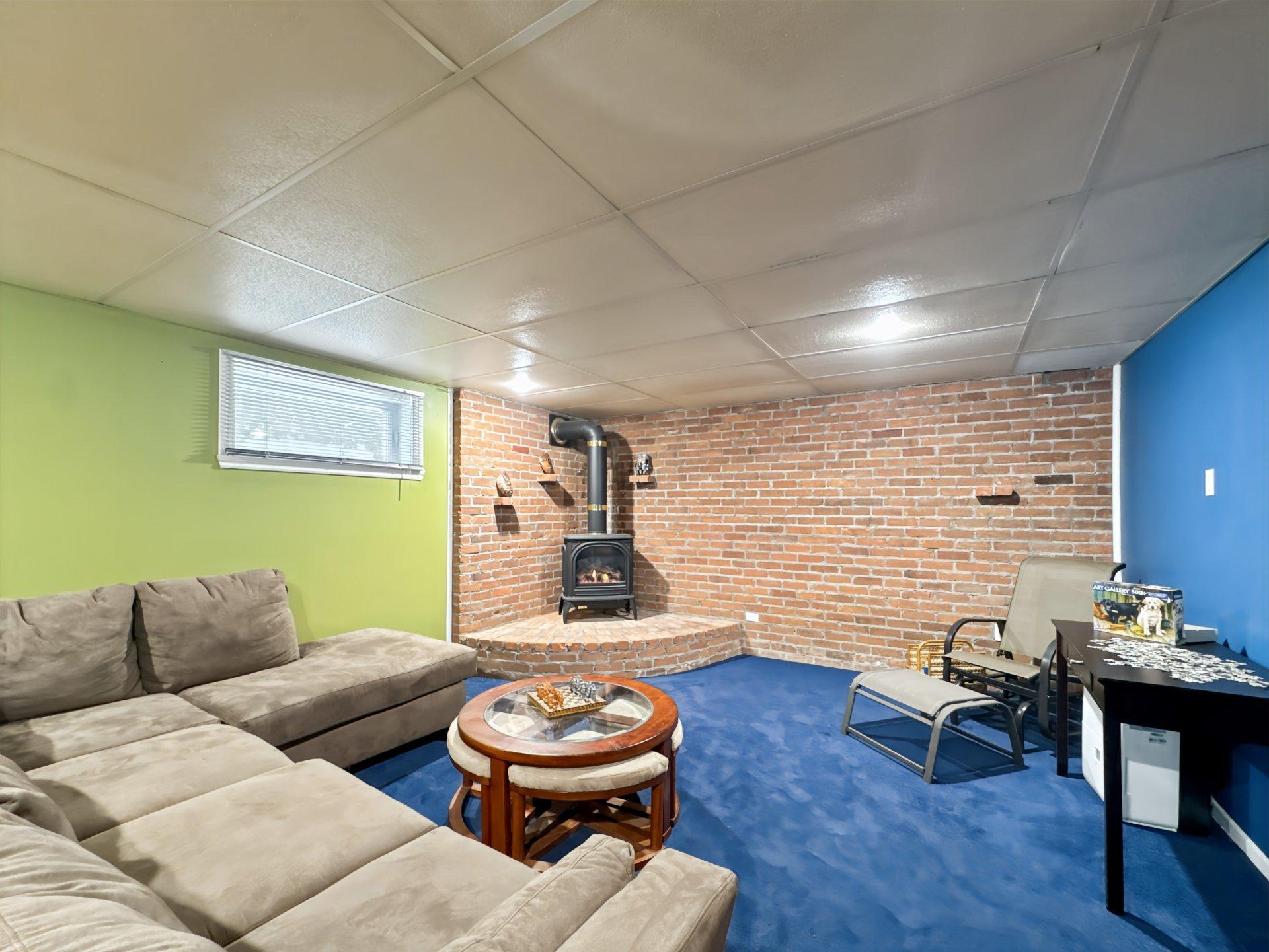 









991


Rue De Courcelle

,
Boucherville,




QC
J4B6K2

