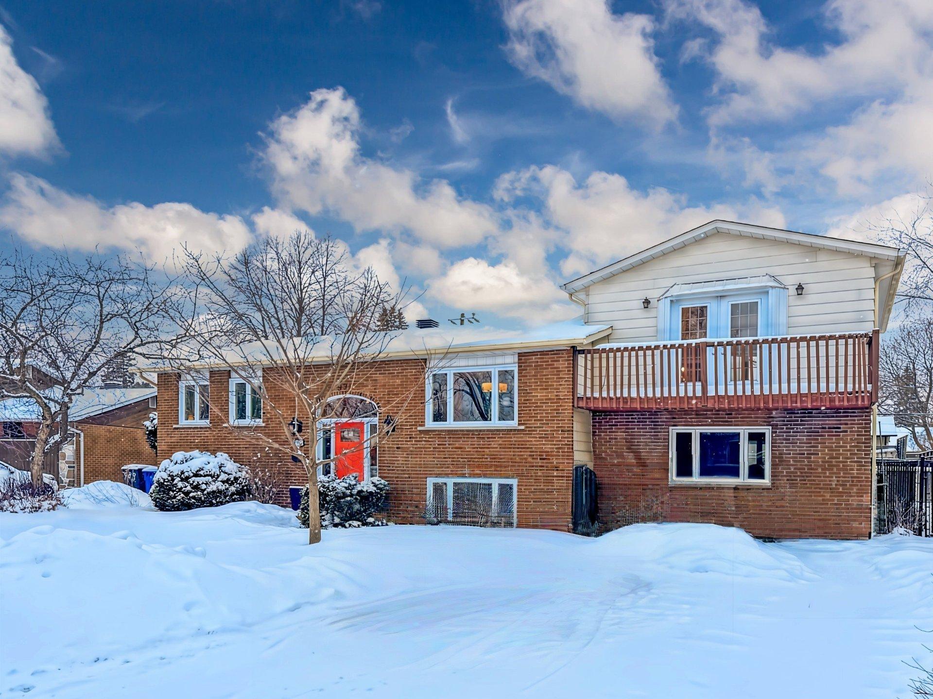 









991


Rue De Courcelle

,
Boucherville,




QC
J4B6K2

