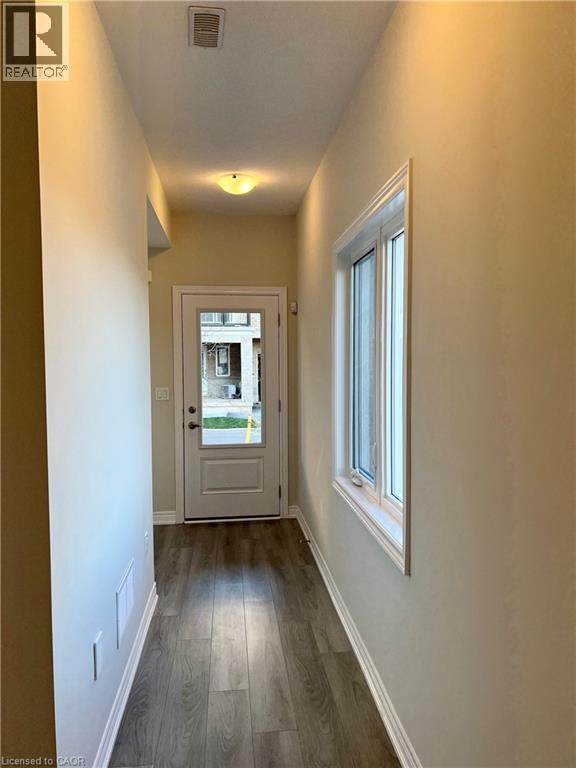 












40 ZINFANDEL Drive Unit# 36

,
Hamilton,




Ontario
L8E0L1

