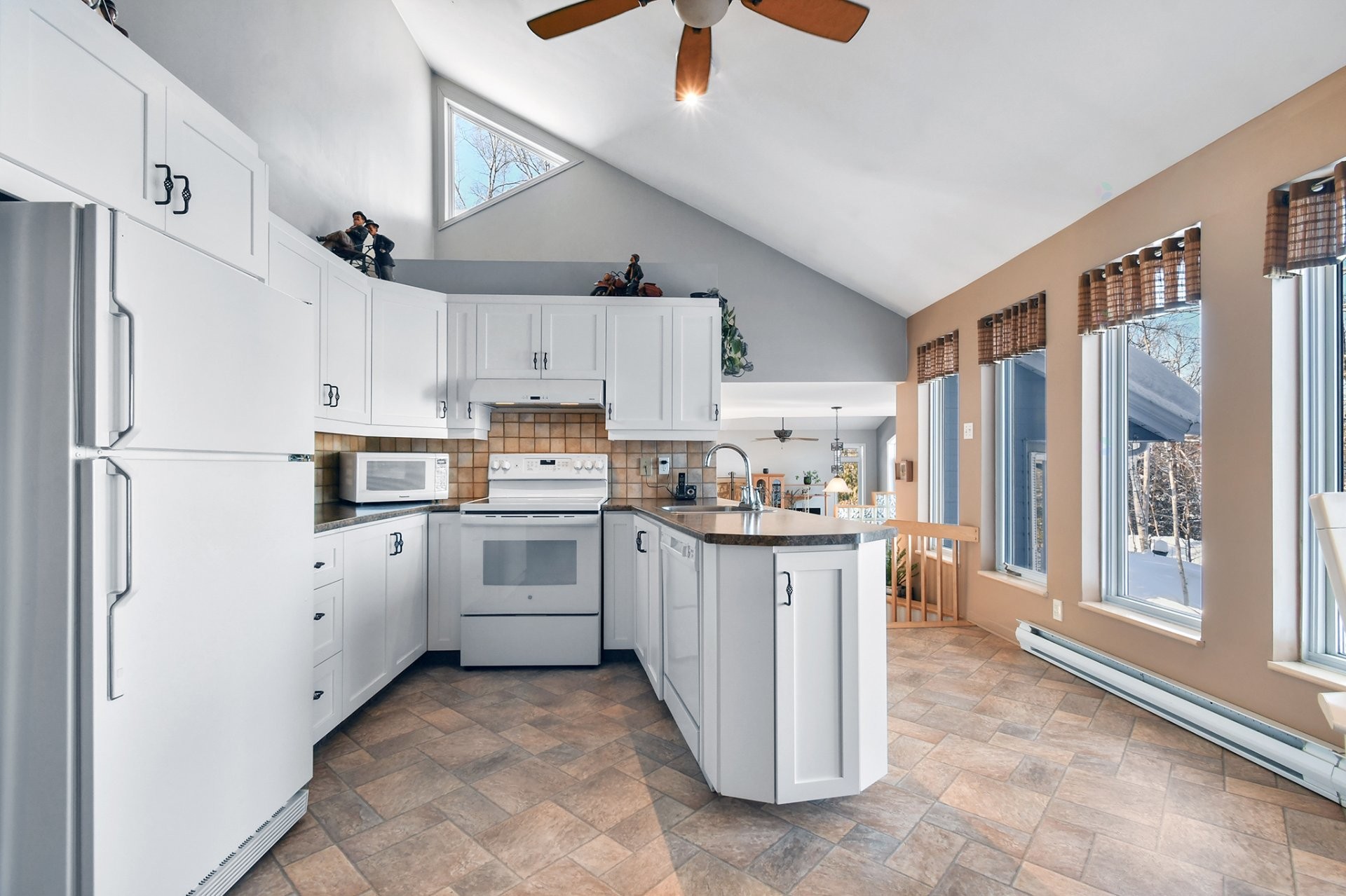 









11


Rue Karine

,
Saint-Jean-de-Matha,




QC
J0K2S0

