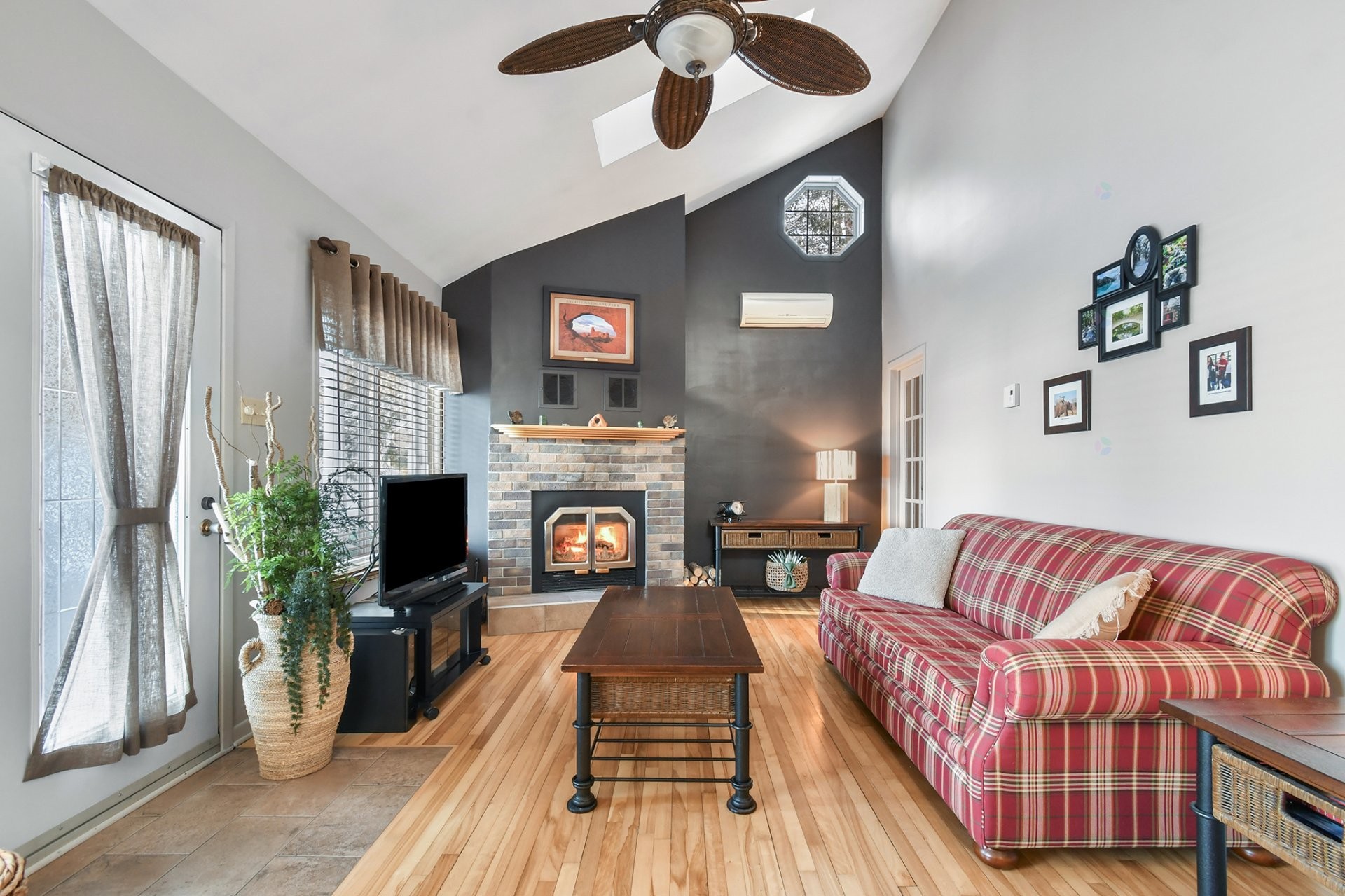 









11


Rue Karine

,
Saint-Jean-de-Matha,




QC
J0K2S0

