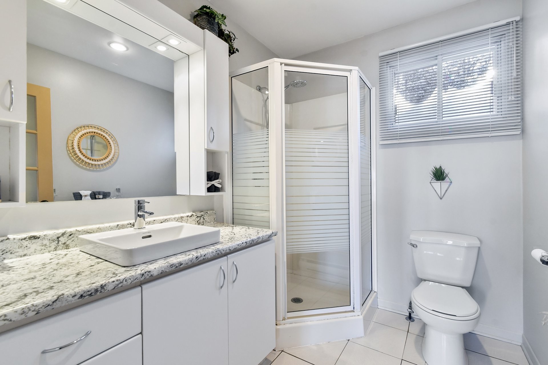 









11


Rue Karine

,
Saint-Jean-de-Matha,




QC
J0K2S0

