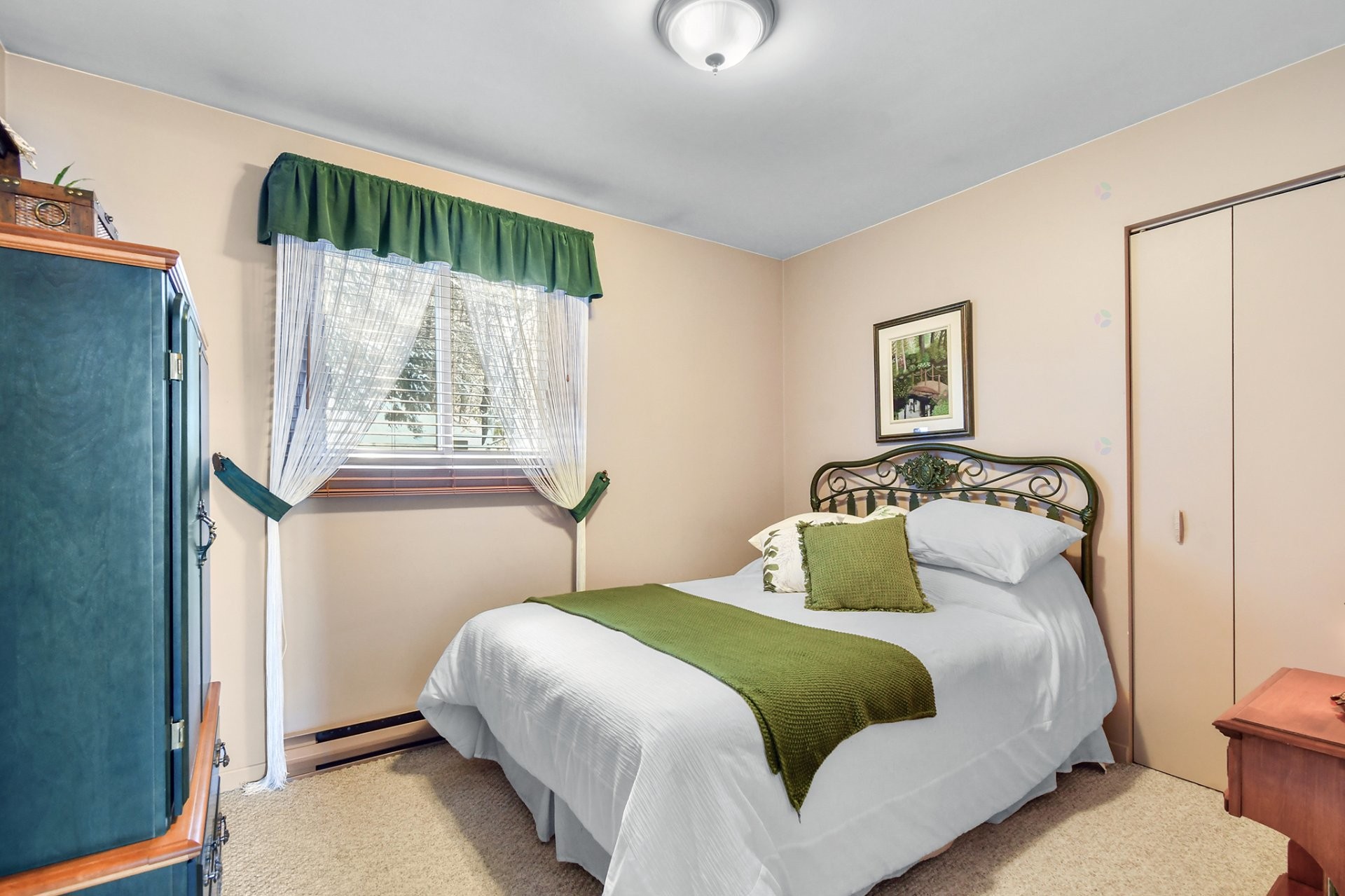 









11


Rue Karine

,
Saint-Jean-de-Matha,




QC
J0K2S0

