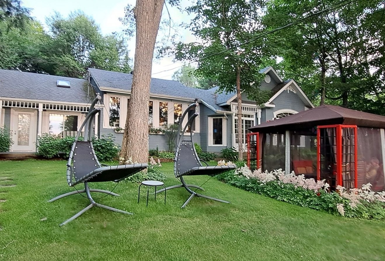 









11


Rue Karine

,
Saint-Jean-de-Matha,




QC
J0K2S0

