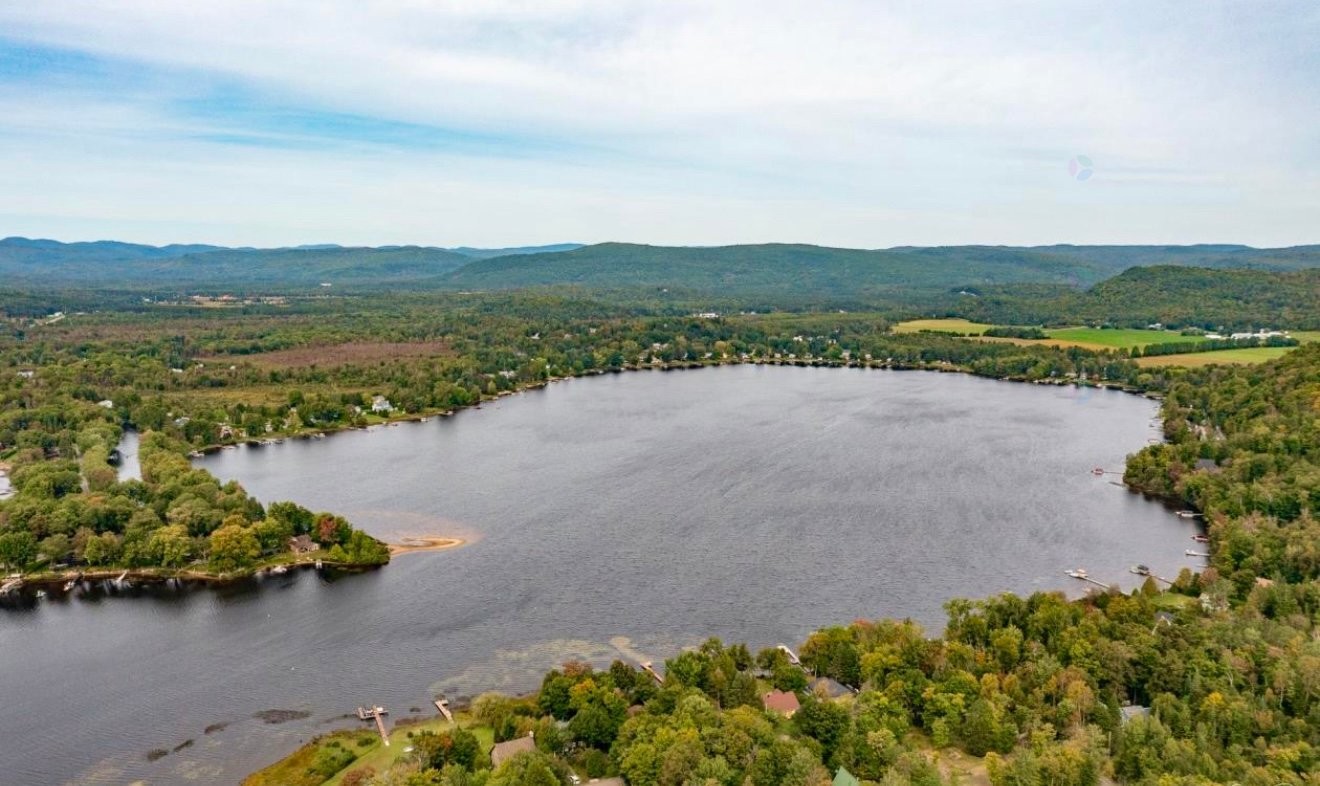 









11


Rue Karine

,
Saint-Jean-de-Matha,




QC
J0K2S0

