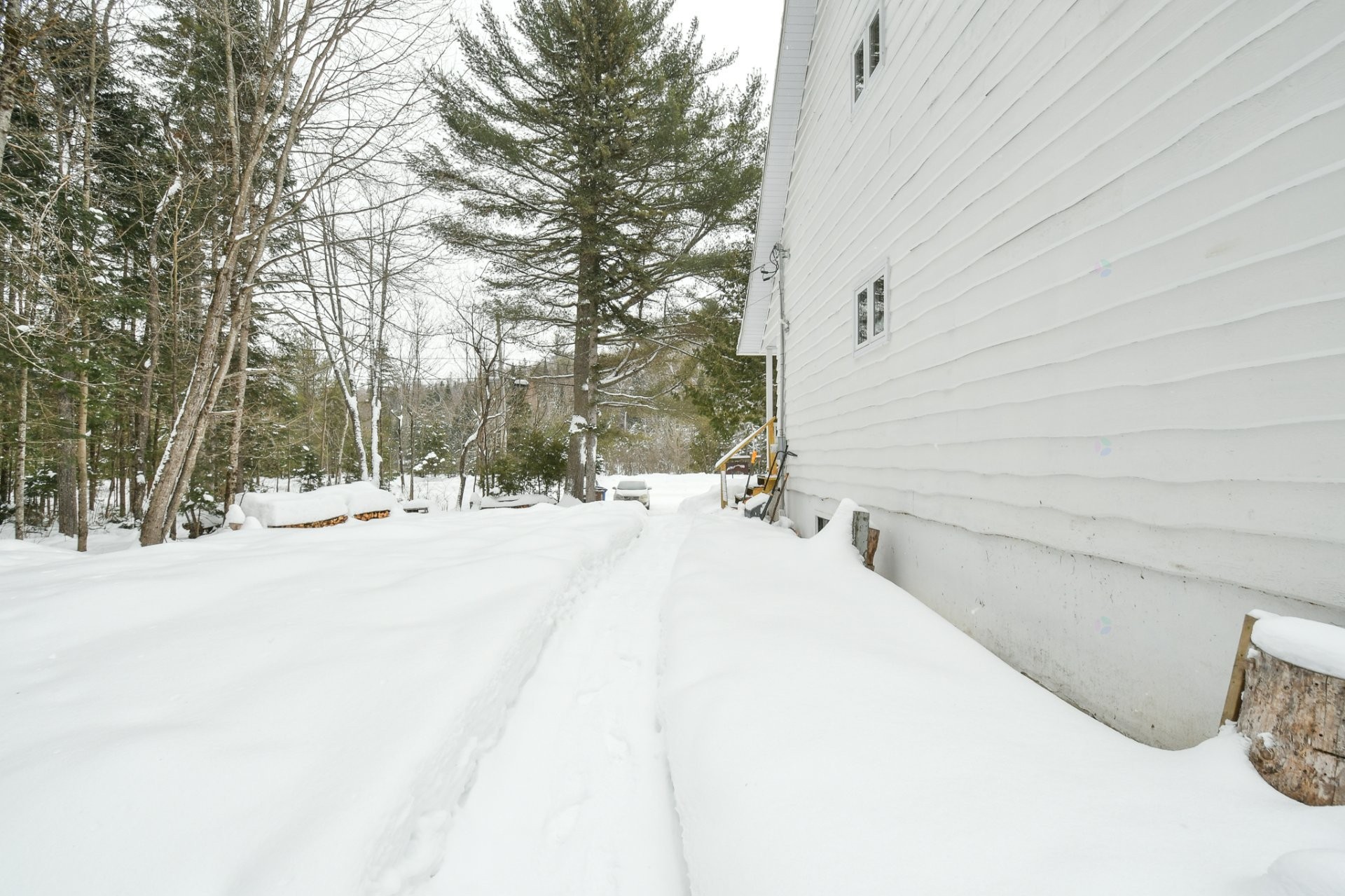 









4630


Ch. de la Doncaster

,
Sainte-Adèle,




QC
J8B1R8

