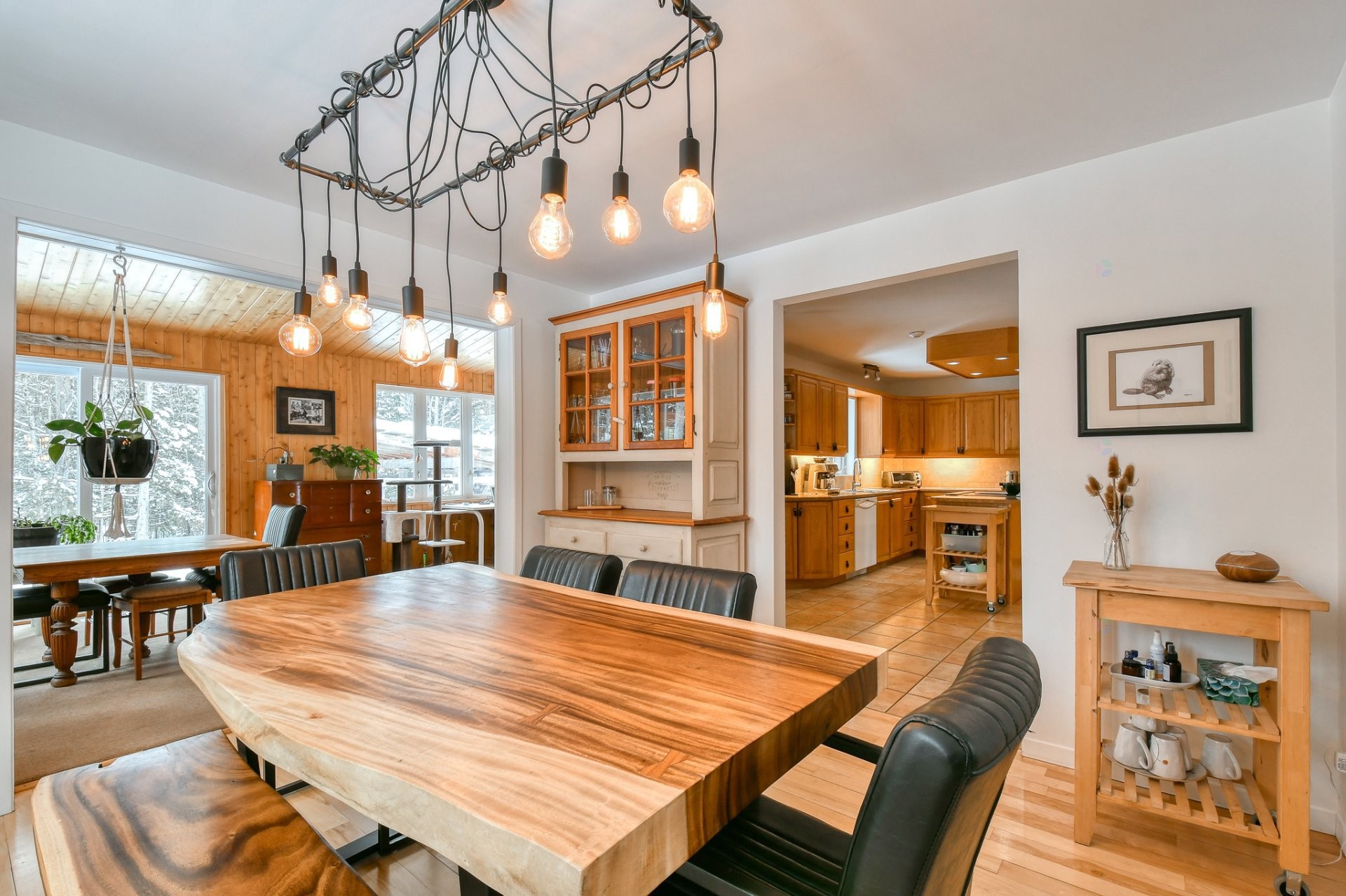 









4630


Ch. de la Doncaster

,
Sainte-Adèle,




QC
J8B1R8

