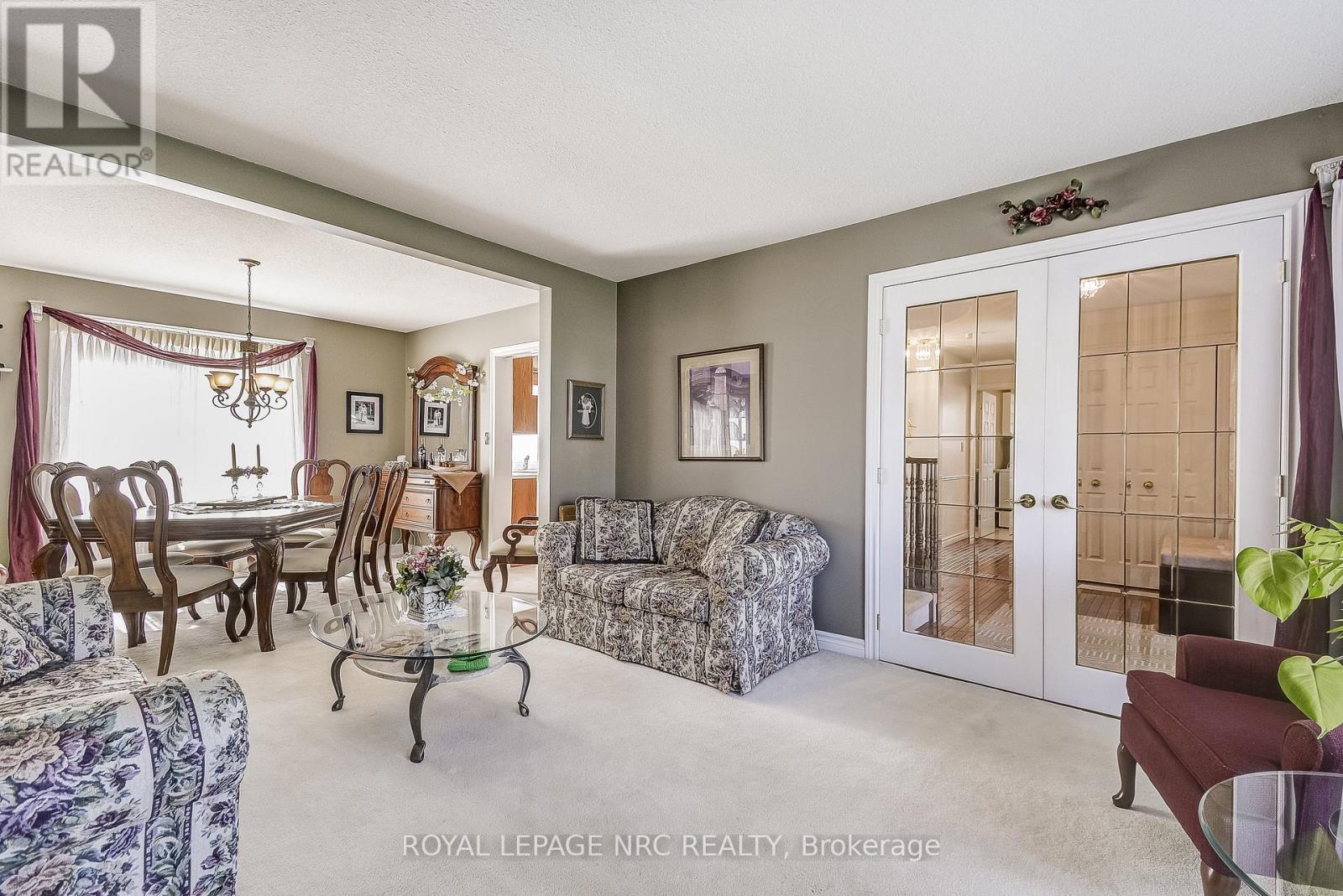 












8 HEARTH COURT

,
Niagara-on-the-Lake (Virgil),




Ontario
L0S1J0

