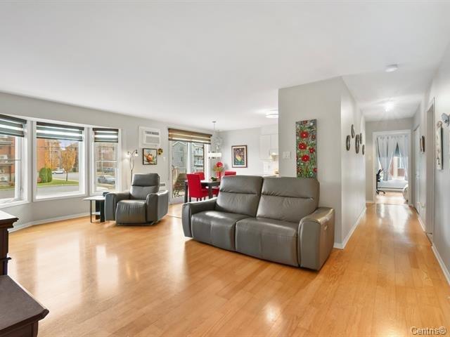 









2425


Boul. Jacques-Marcil

, 204,
Longueuil (Saint-Hubert),




QC
J3Y9C2

